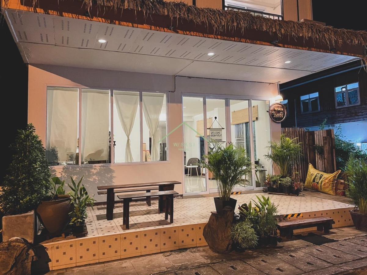 W/Sasi Hometel วิษศศิโฮมเทล นครพนม Ngoại thất bức ảnh